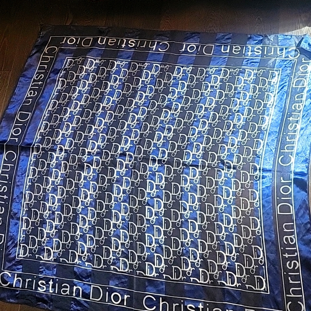 Christian Dior logo scarf